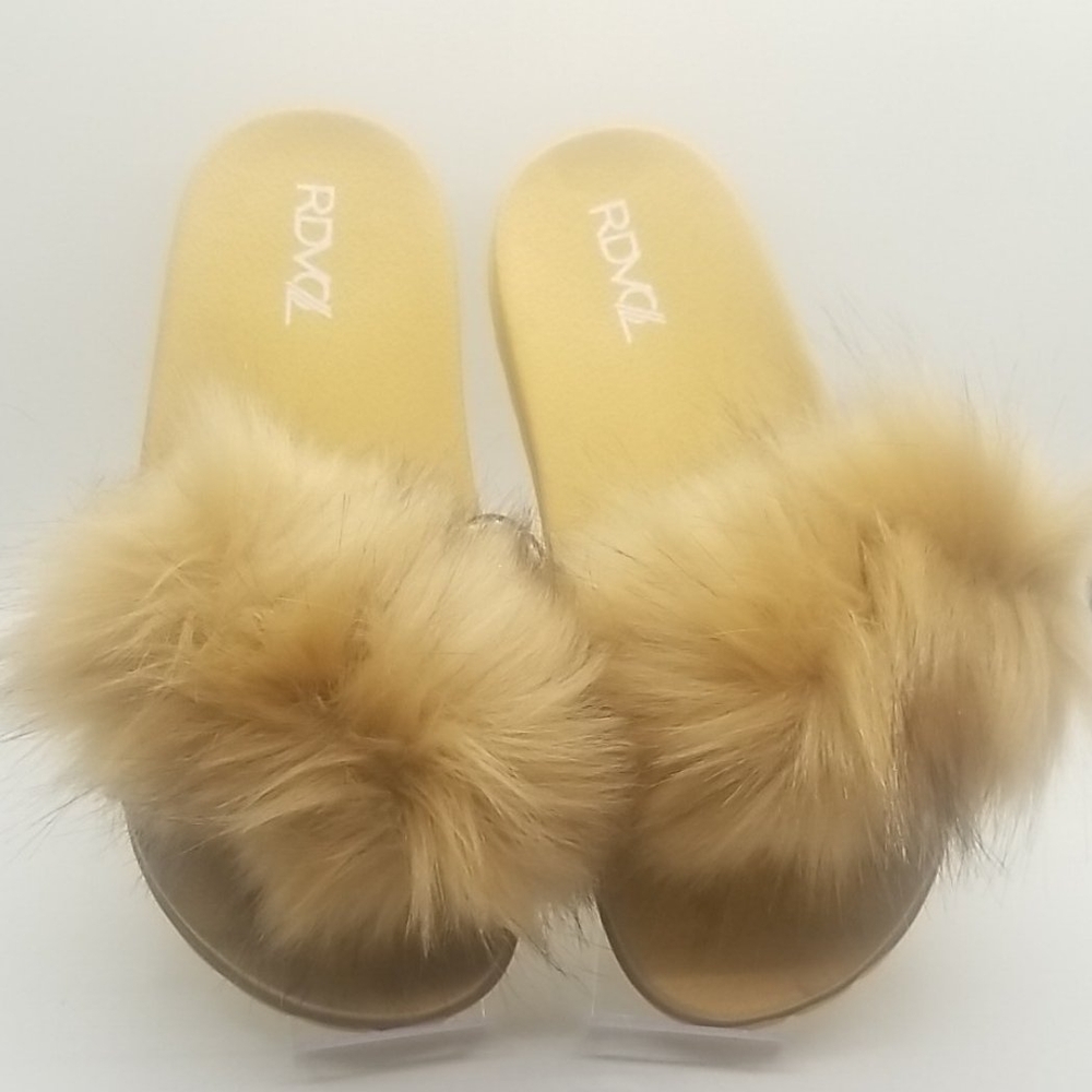 Tan Cozy Slippers for Everyday Comfort